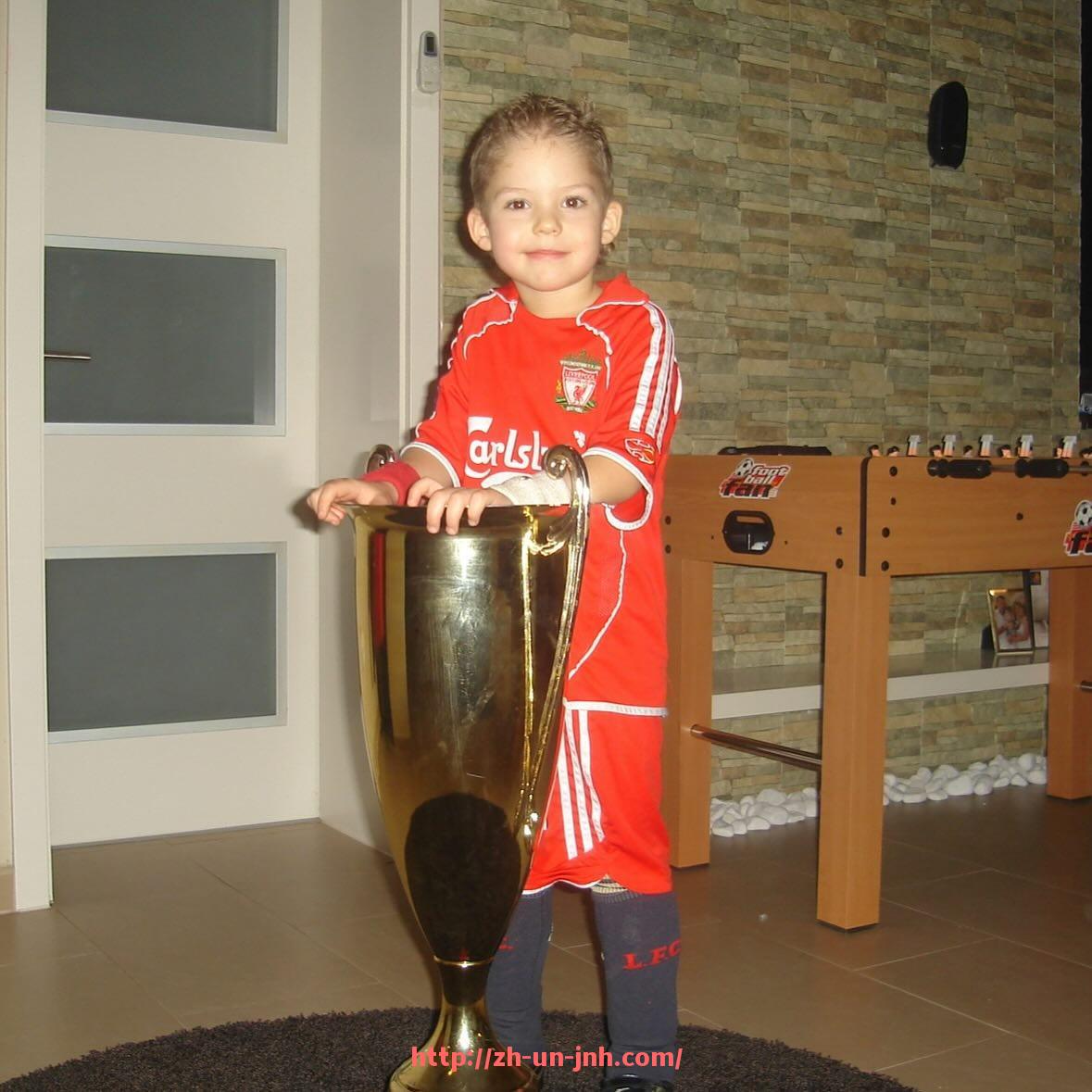 金年会-英超年轻球员限制政策及其对联赛的影响