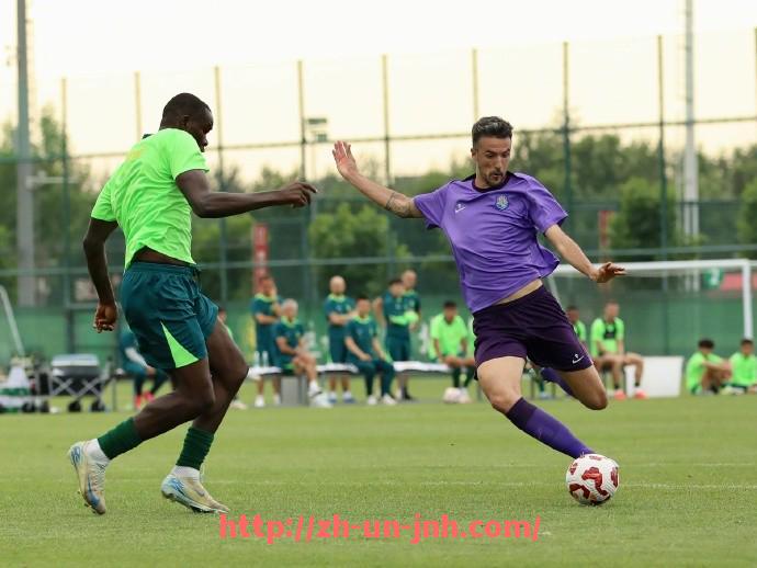 金年会-西甲联赛报道中的中西翻译面临的挑战与解决方案